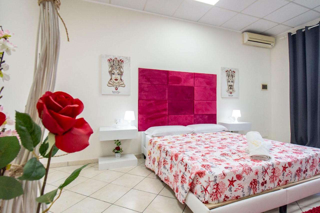 Royal Playa Suite And Apartament -Private Parking- Self Chek Out Catania Exterior photo