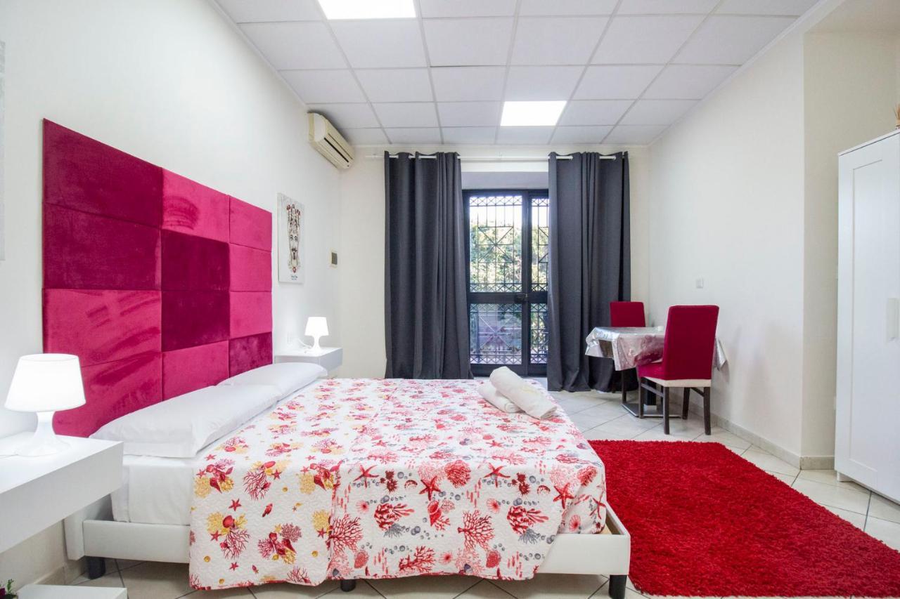 Royal Playa Suite And Apartament -Private Parking- Self Chek Out Catania Exterior photo