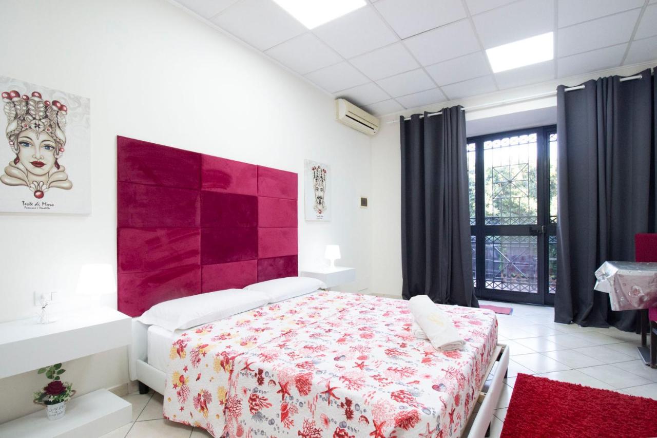 Royal Playa Suite And Apartament -Private Parking- Self Chek Out Catania Exterior photo