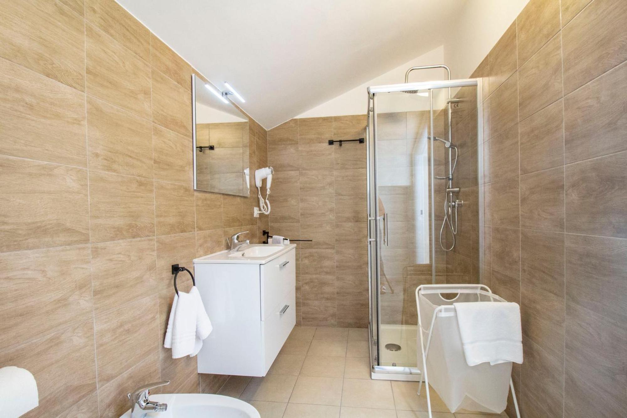 Royal Playa Suite And Apartament -Private Parking- Self Chek Out Catania Exterior photo